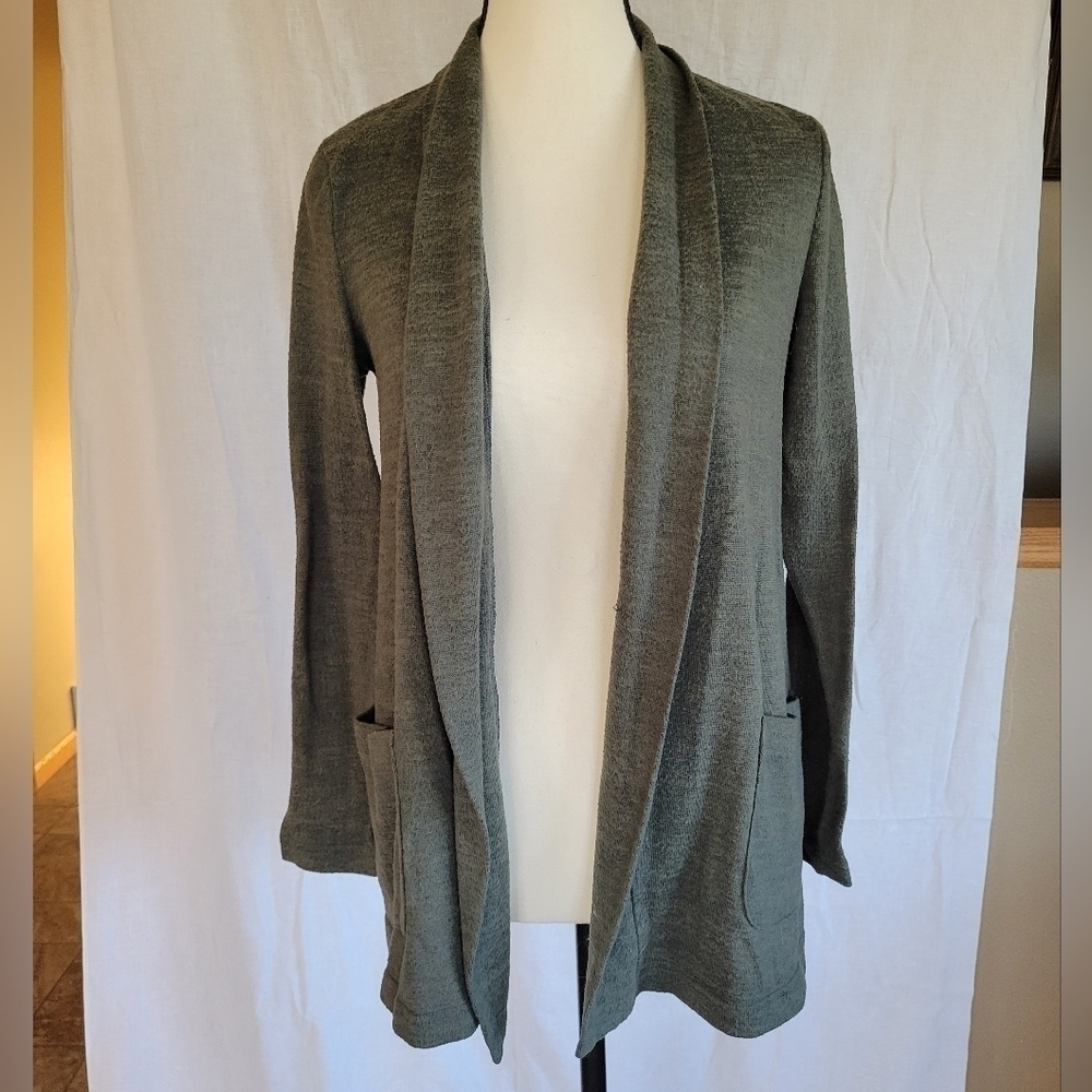 A.N.A sage green double pocket open front cardigan S